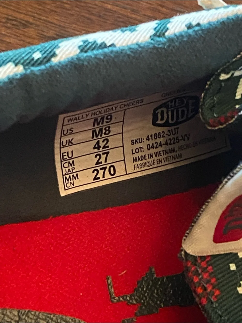 Hey Dude Wally Holiday Christmas slip on Shoes Mens size 9 new. With tags